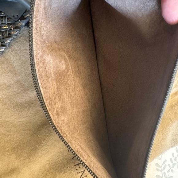 Stunning Bottega Veneta Medium Cabat Tote, Limited Edition, Dark Gray and Gold - Picture 11 of 11